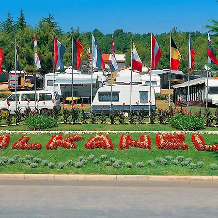 Holiday Camping Valkanela.2 *