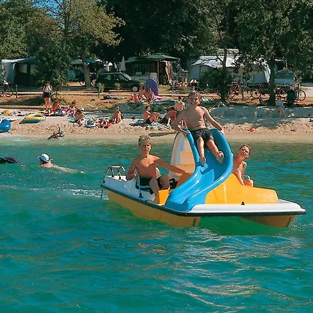 Hébergement de vacances Holiday Camping Valkanela.2 *